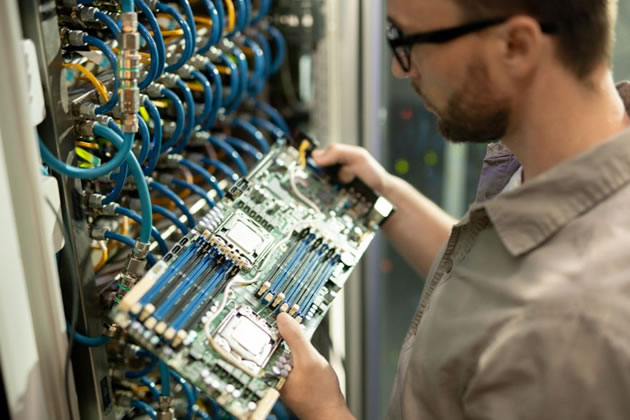 Server Support, Server monitoring